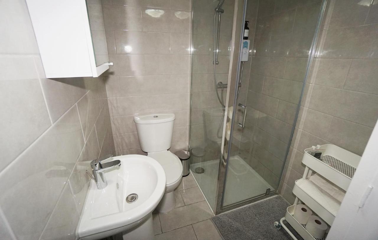 Stylish Retreat By Aresti Hotels Лондон Екстер'єр фото